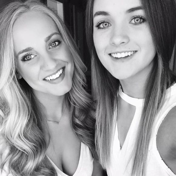 Meet your Posher, Jackie - Picture 1 of 1